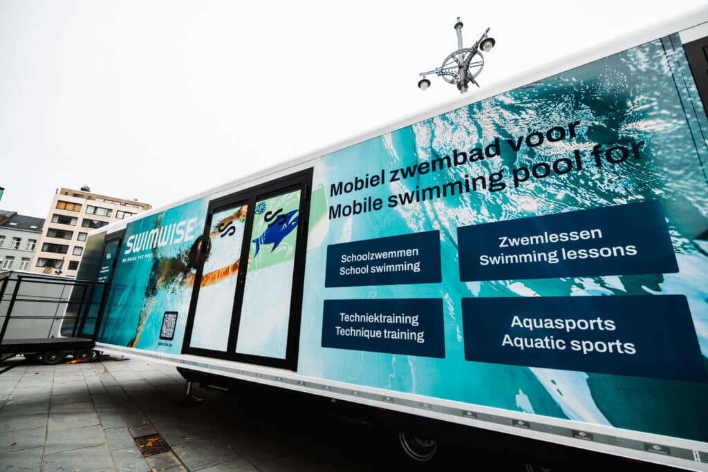 Mobiel zwembad van Swimwise op het sportinnovatiecongres in Antwerpen